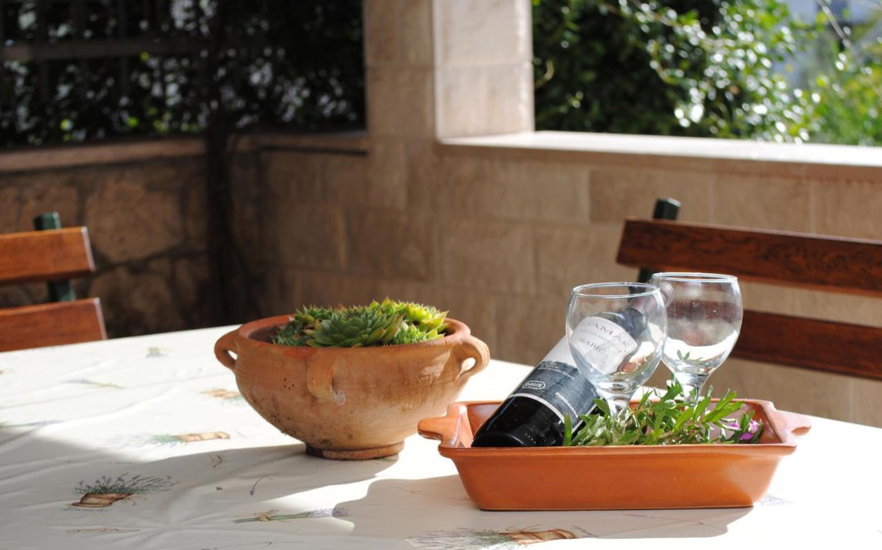Seaview Luxury Apartment "Lucy" With Terrace & Vintage Summer Kitchen Trogir Exterior foto